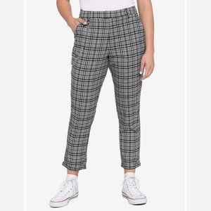 💀Hot Topic - Plaid Pants💀